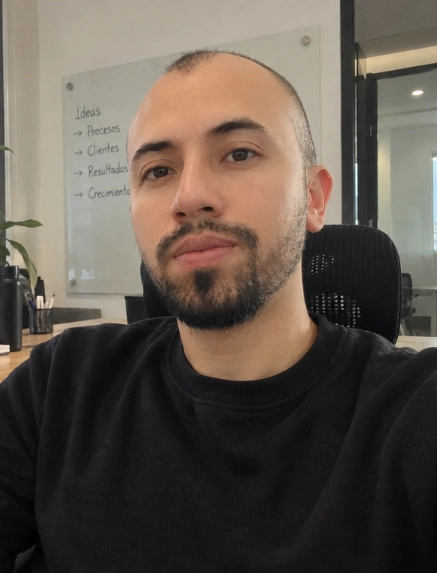 Cristian Andrés Ortiz Carabalí - Estratega de Procesos B2B